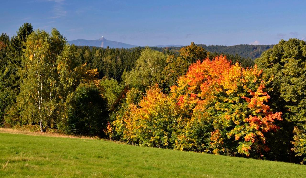 Horska Chata Hubert Bedřichov Exteriör bild