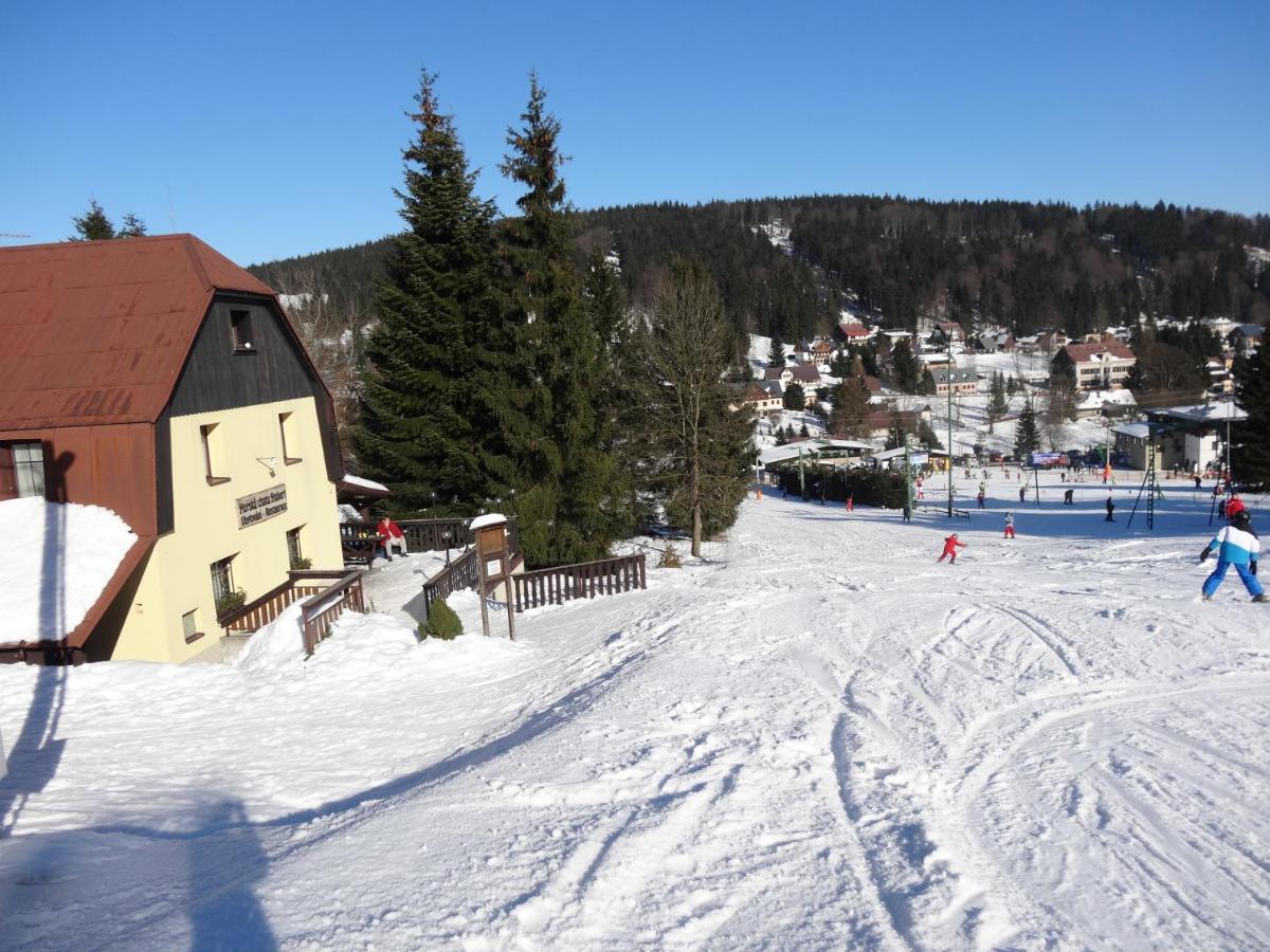 Horska Chata Hubert Bedřichov Exteriör bild